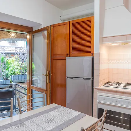Maison Laghee-bright With Balcony, View! Apartment *